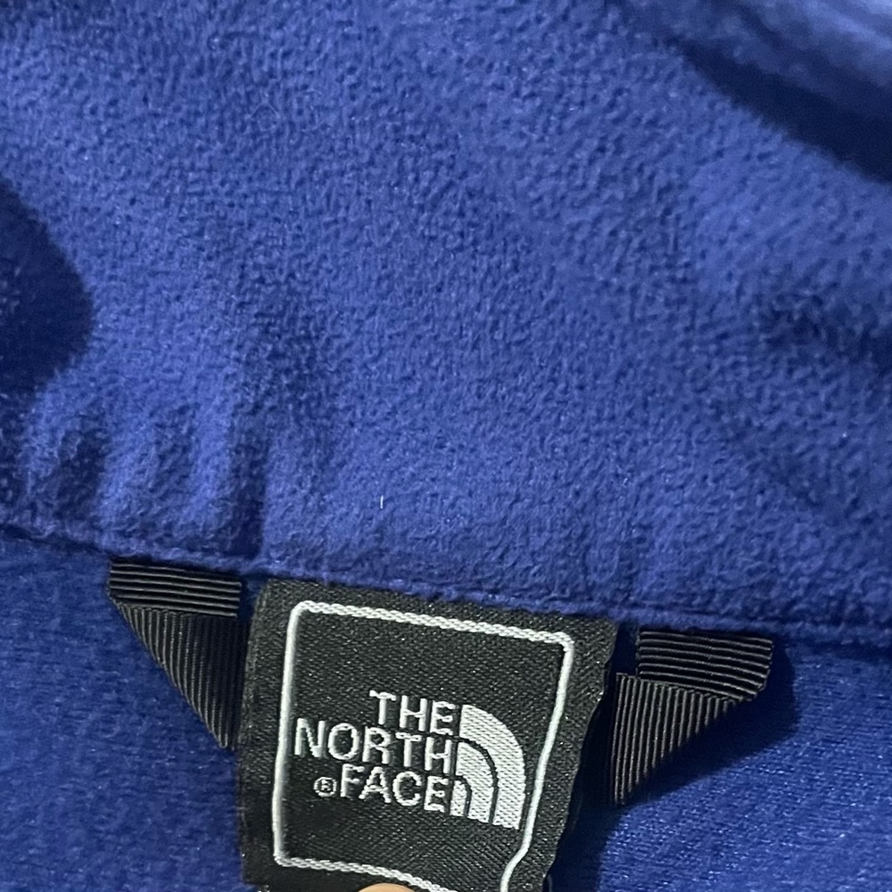 The North Face Jacket - Picture 10 of 11